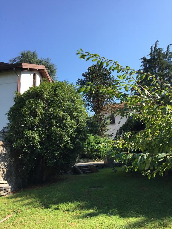 La Casa Creativa Bed and Breakfast Lomnago Zewnętrze zdjęcie